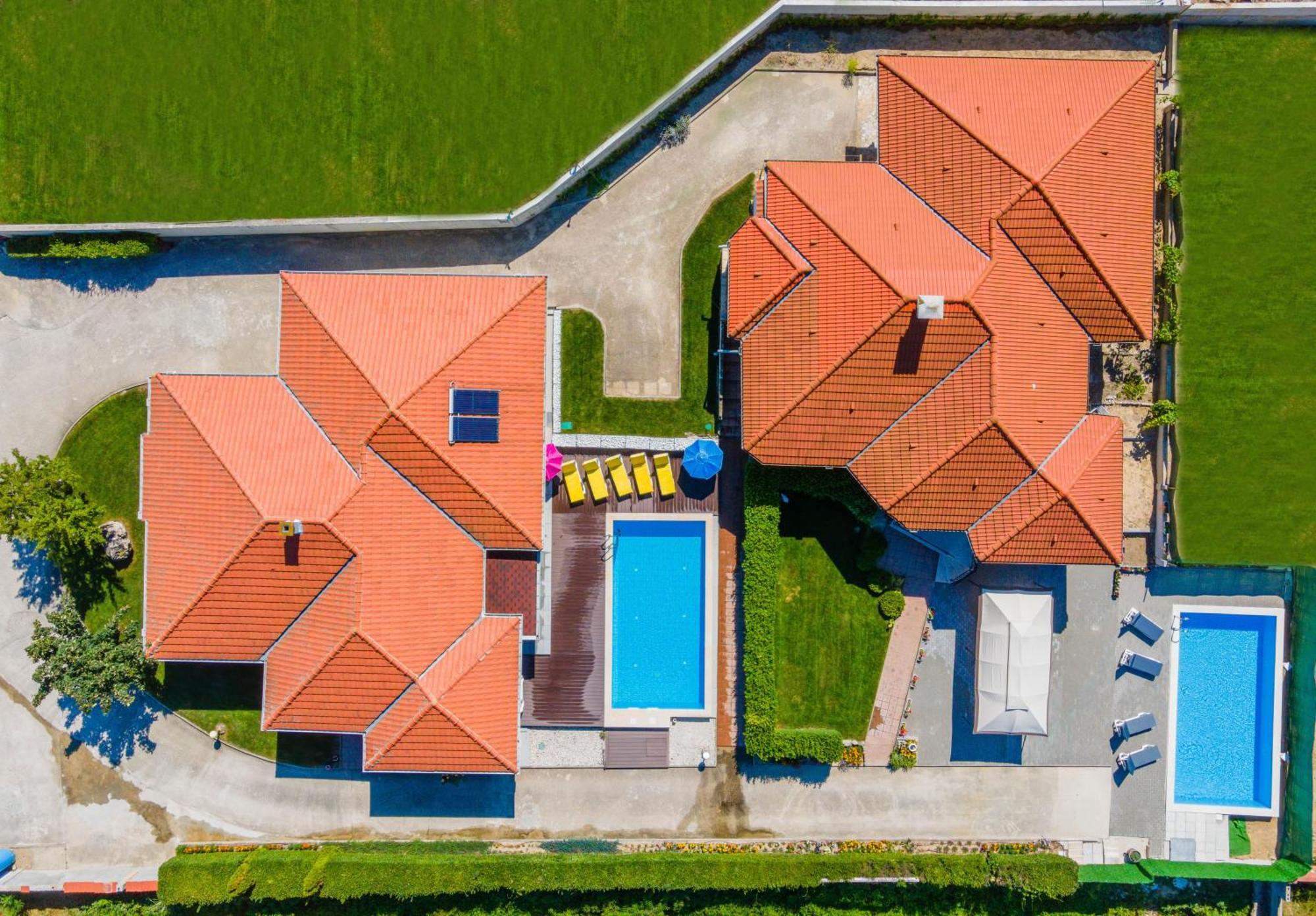 Geranium Holliday Villas Obrochishte Exterior photo